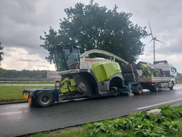 Combine transport