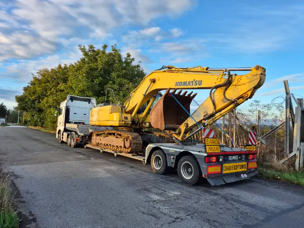 Excavator transport