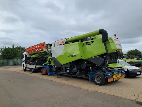 Tractor transport